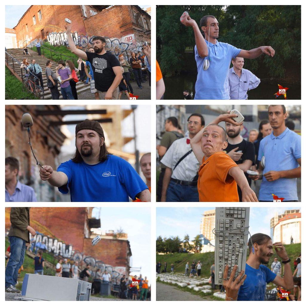The Russian IT community defined track and field.... now THIS is how sysadmin day should be celebrated.